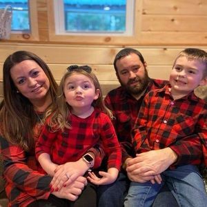 Meet your Posher, Holly